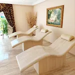 Wellnesshotel Parkschloessl Zu Ihr Adults Only