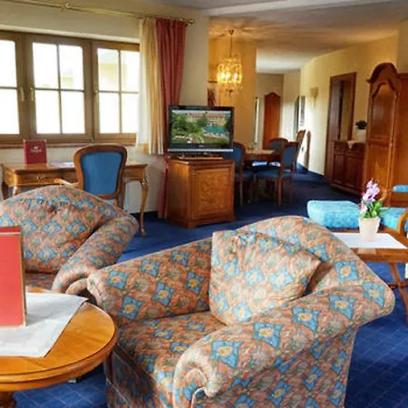 Wellnesshotel Parkschloessl Zu Ihr Adults Only فندق