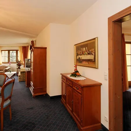 Wellnesshotel Parkschloessl Zu 