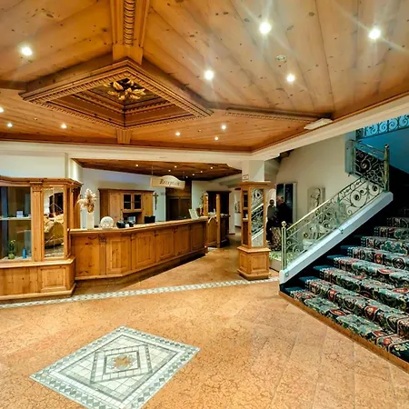 Wellnesshotel Parkschloessl Zu Ihr Adults Only فندق