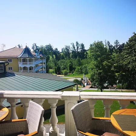 Wellnesshotel Parkschloessl Zu 