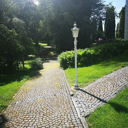 Wellnesshotel Parkschloessl Zu Ihr Adults Only فندق