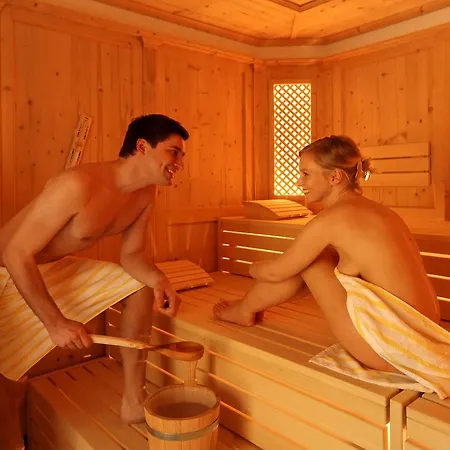Wellnesshotel Parkschloessl Zu Ihr Adults Only
