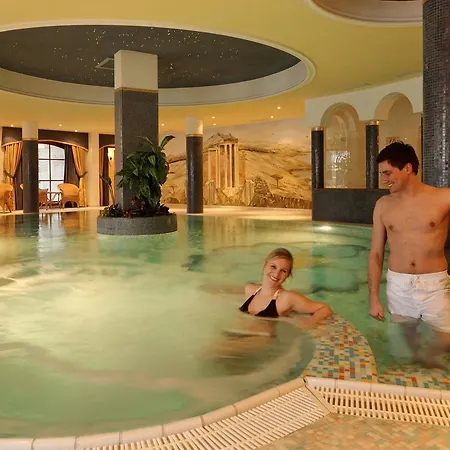 Wellnesshotel Parkschloessl Zu Ihr Adults Only 4*