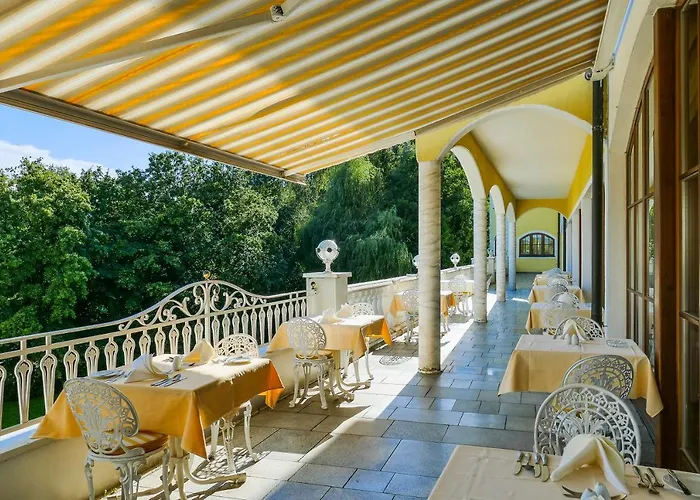 Wellnesshotel Parkschloessl Zu Ihr Adults Only 4* Thyrnau