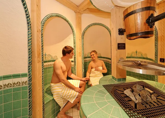 Hotel Wellnesshotel Parkschloessl Zu Ihr Adults Only Thyrnau