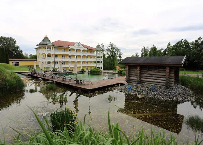Hotel Wellnesshotel Parkschloessl Zu Ihr Adults Only