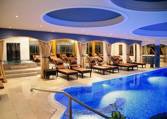 Wellnesshotel Parkschloessl Zu Ihr Adults Only Hotel 4*