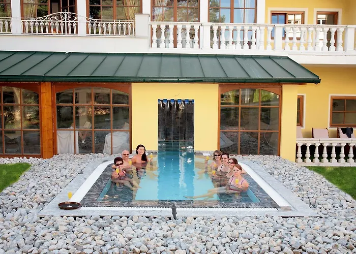 Wellnesshotel Parkschloessl Zu Ihr Adults Only Thyrnau
